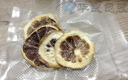 沒有紋路的光面塑料袋如何抽真空？