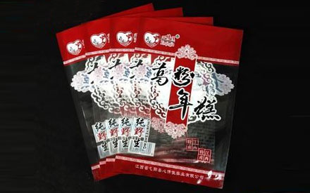 聚酯（PE）材質(zhì)真空包裝袋有哪些特點(diǎn)？